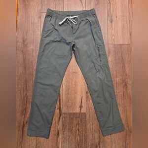 Vuori Women's Olive Ripstop Climber Drawstring Zip Casual Pants